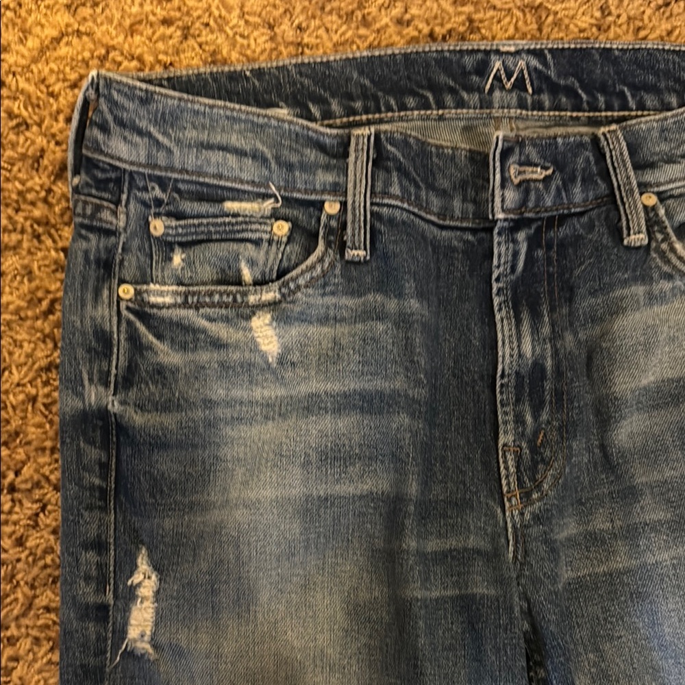 MOTHER Cropped Jeans in Distressed Blue - Picture 3 of 5